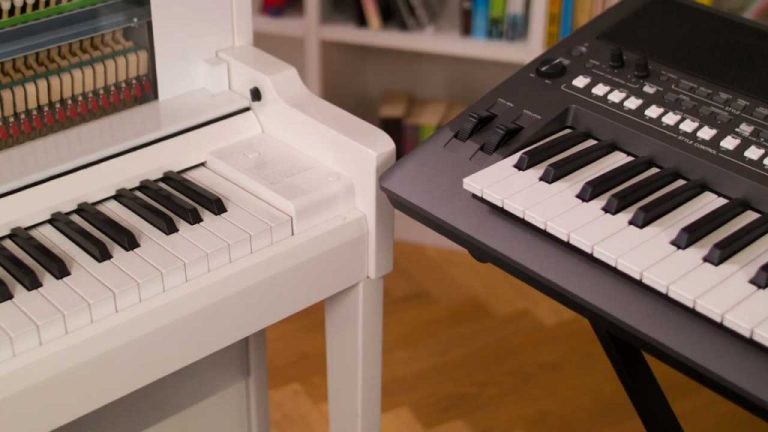 piano digital ou teclado