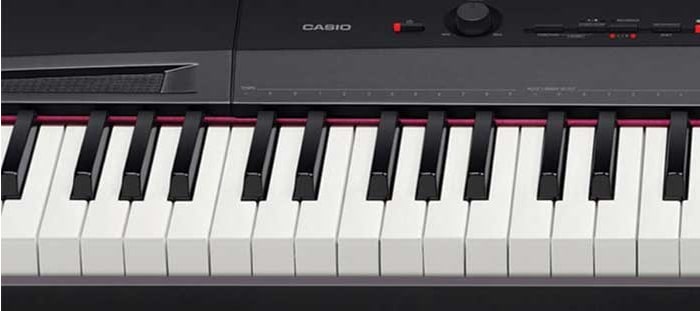 O piano digital Casio Privia PX-160