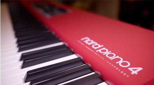 O piano digital Nord Piano 4