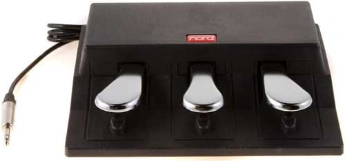 O pedal triplo Nord para Nord Stage 3