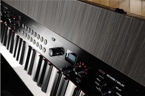 O piano digital Korg Grandstage