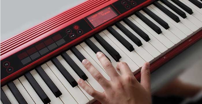 O teclado de piano Roland GO:KEYS