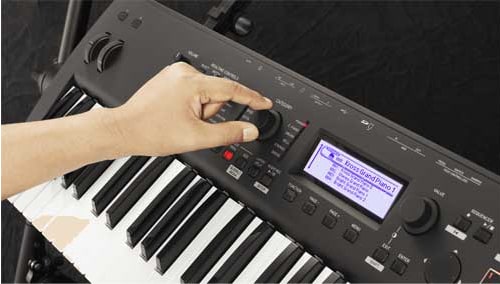 O piano digital Korg Kross 2