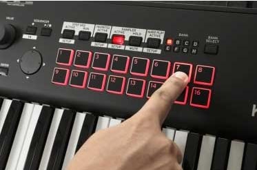 O piano digital Korg Kross 2