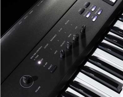 O piano digital Korg Krome EX