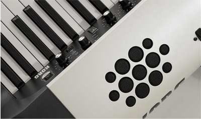 Os altifalantes Korg SV-2