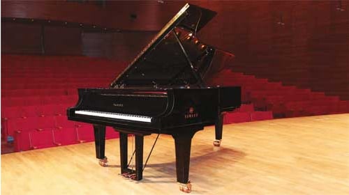 A reverberação da Yamaha YDP-143