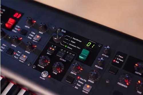 O piano digital Yamaha CP88 e CP73