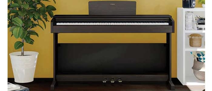 O Arius Yamaha YDP-144 Piano Digital
