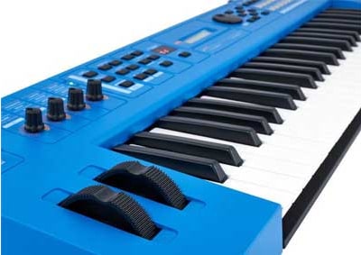 O sintetizador Yamaha MX61