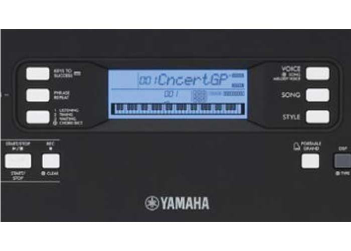 O arranjador de piano Yamaha PSR-E373