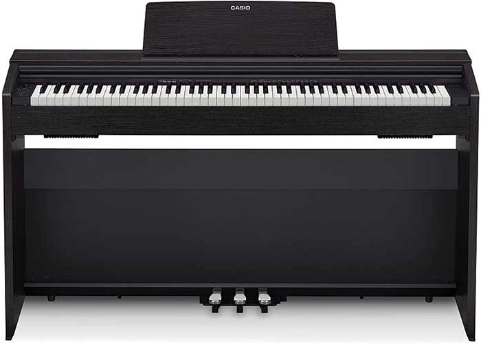 O piano digital Casio PX-870