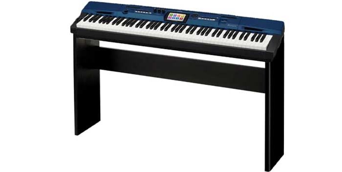 O suporte para piano Casio Privia PX-560